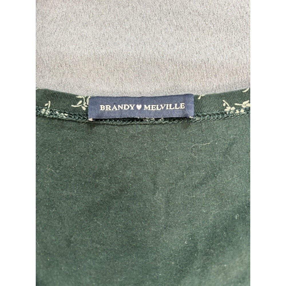 Brandy‎ Melville Womens Y2K Amara Floral Crop Top Sz S V Neck Ditsy Cottage Wrap - Picture 2 of 14